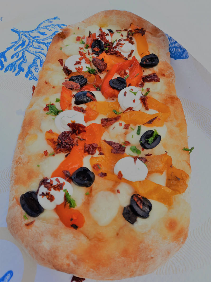 Pizza alla pala lucania pepper