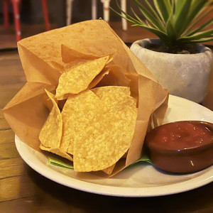 Chips y Salsa